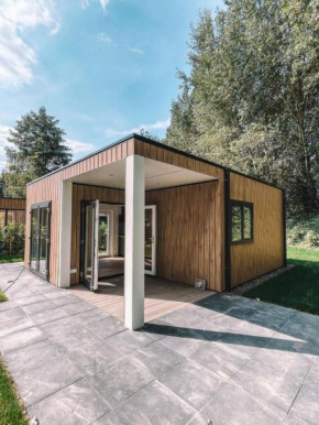 NEW Tiny House Cinta- Dichtbij zee & in een groene omgeving